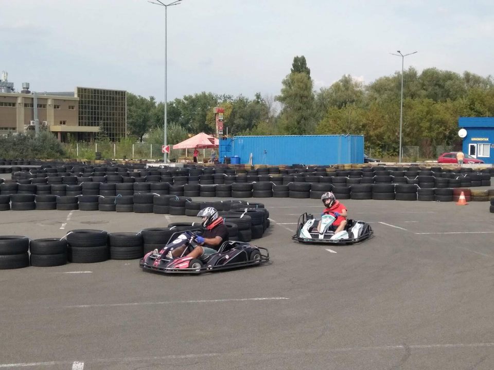 41873053_2239960666046108_3294378815274352640_n.jpg