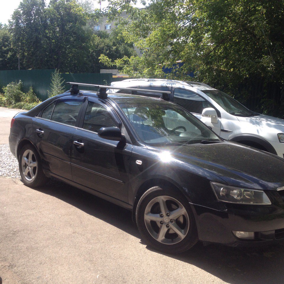 Hyundai Sonata + Thule-754 WingBar