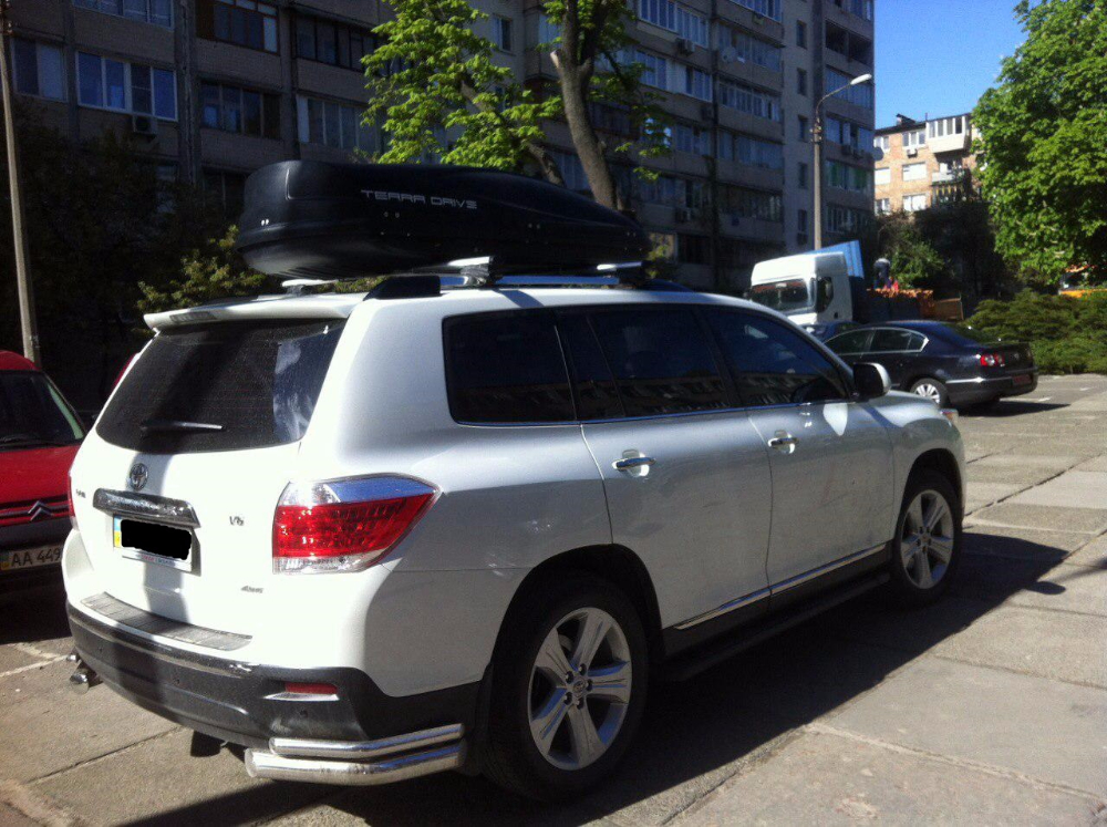 Бокс Terra Drive-480 (черный) на Toyota Highlander