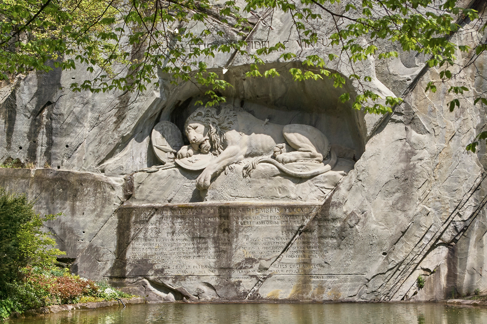 Без коментариев