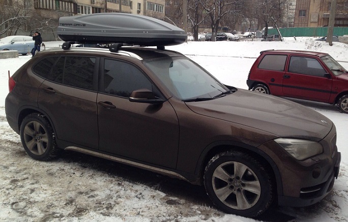 Багажник Thule Edge 959 и бокс Terra Drive-480 (серый) на BMW X3