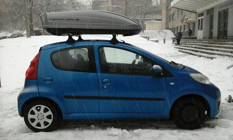 Бокс Terra Drive-440 (серый) на Peugeot 107
