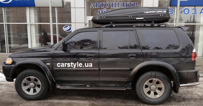 Бокс Terra Drive-480 (черный) на Mitsubishi Pajero