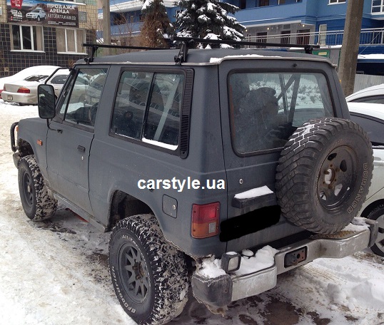 Багажник Amos Uni на Mitsubishi Pajero
