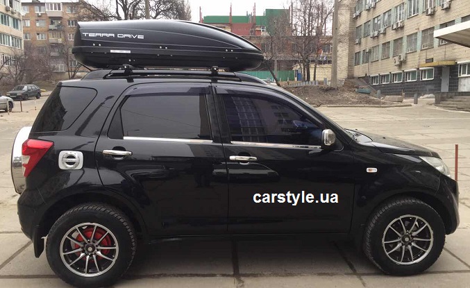 Багажник Terra Aero и бокс Terra Drive-440 (черный) на Daihatsu Terios