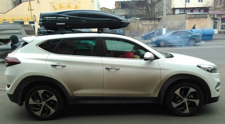 Багажник Aguri Runner Black и бокс Terra Drive-480 (черный) на Hyundai Tucson
