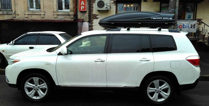 Бокс Terra Drive-480 (черный) на Toyota Highlander