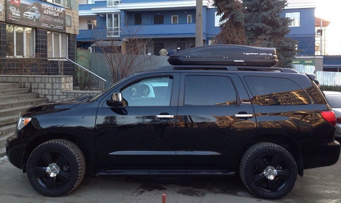 Бокс Terra Drive-480 (черный) на Toyota Sequoia