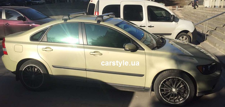 volvo-s40-whispbar-flushbar-1.jpg